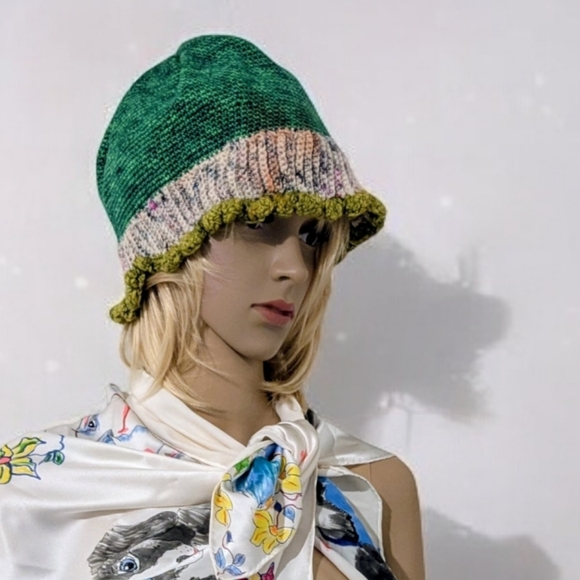 Handcrafted crochet soft beanie hat washable wool - Picture 2 of 15